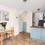 Bluegrass - Free Parking Holiday home Whitby