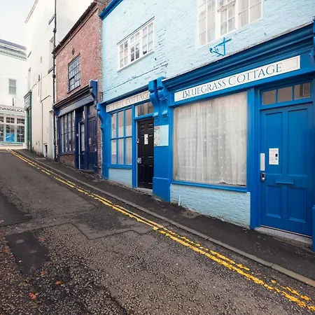 Bluegrass - Free Parking *